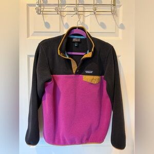Patagonia Women’s Two-Tone Synchilla Snap-T Fleece Pullover